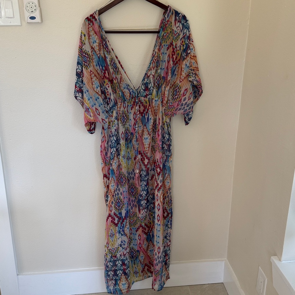 TRUE DESTINATIONS Aztec-Print Maxi Cover-Up Dress